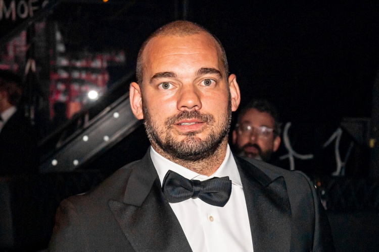 斯内德：邓弗里斯在国米取得了成长，希望他能在国米踢很多年